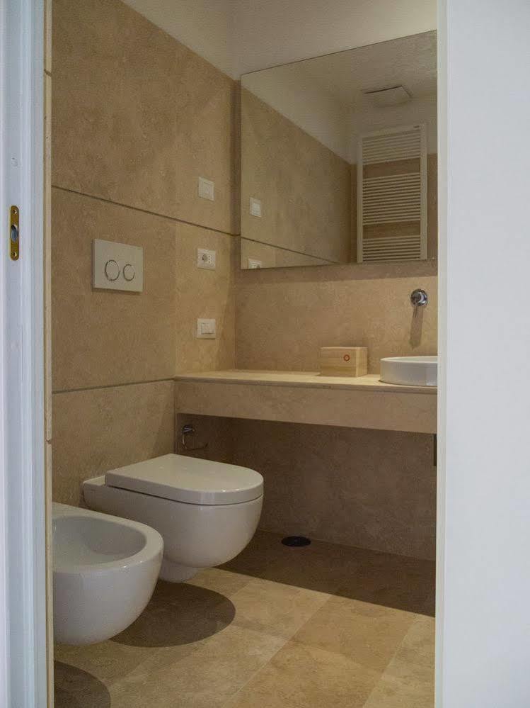 La Casa Di Iulia Acomodação com café da manhã Roma Exterior foto